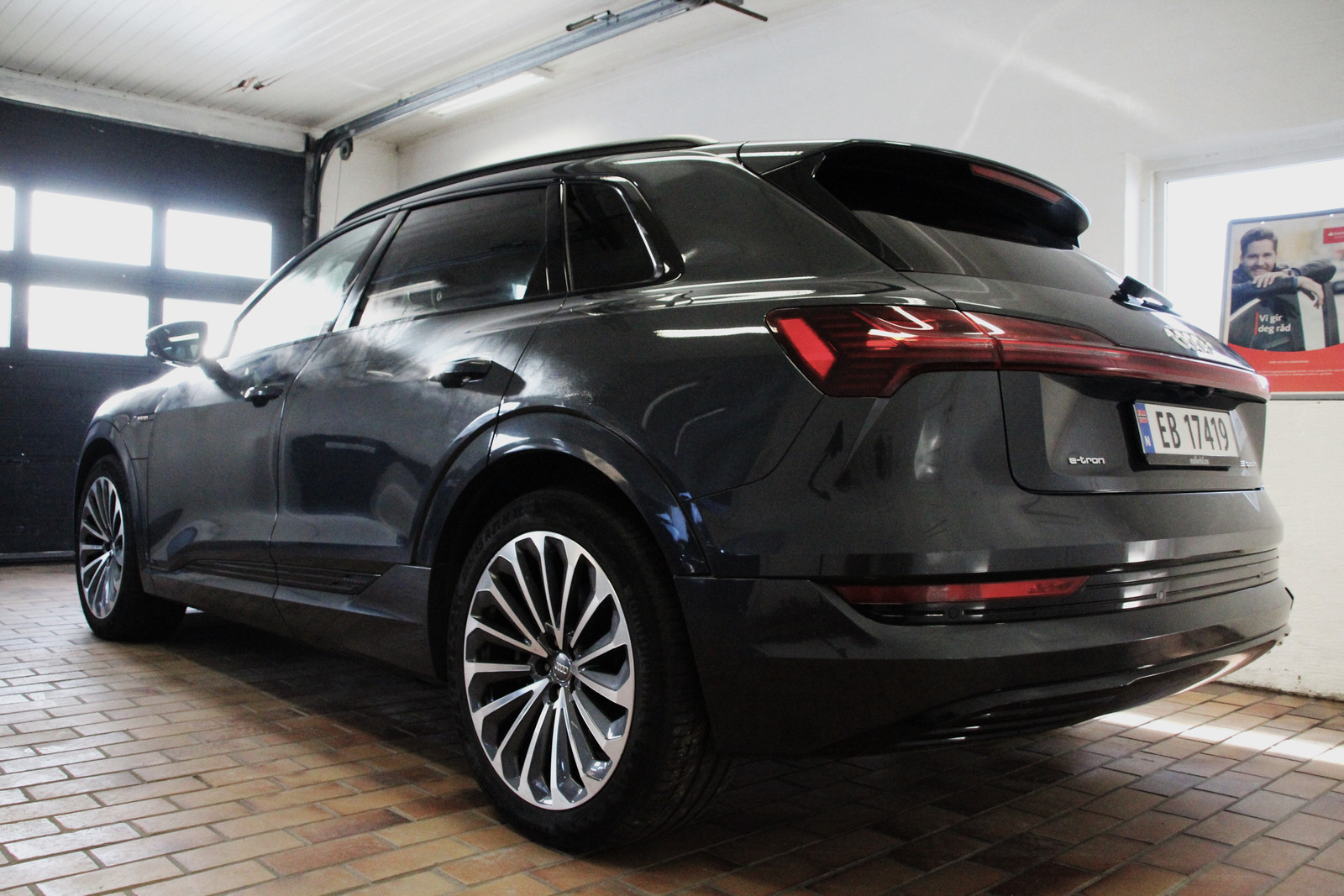 Audi e-tron