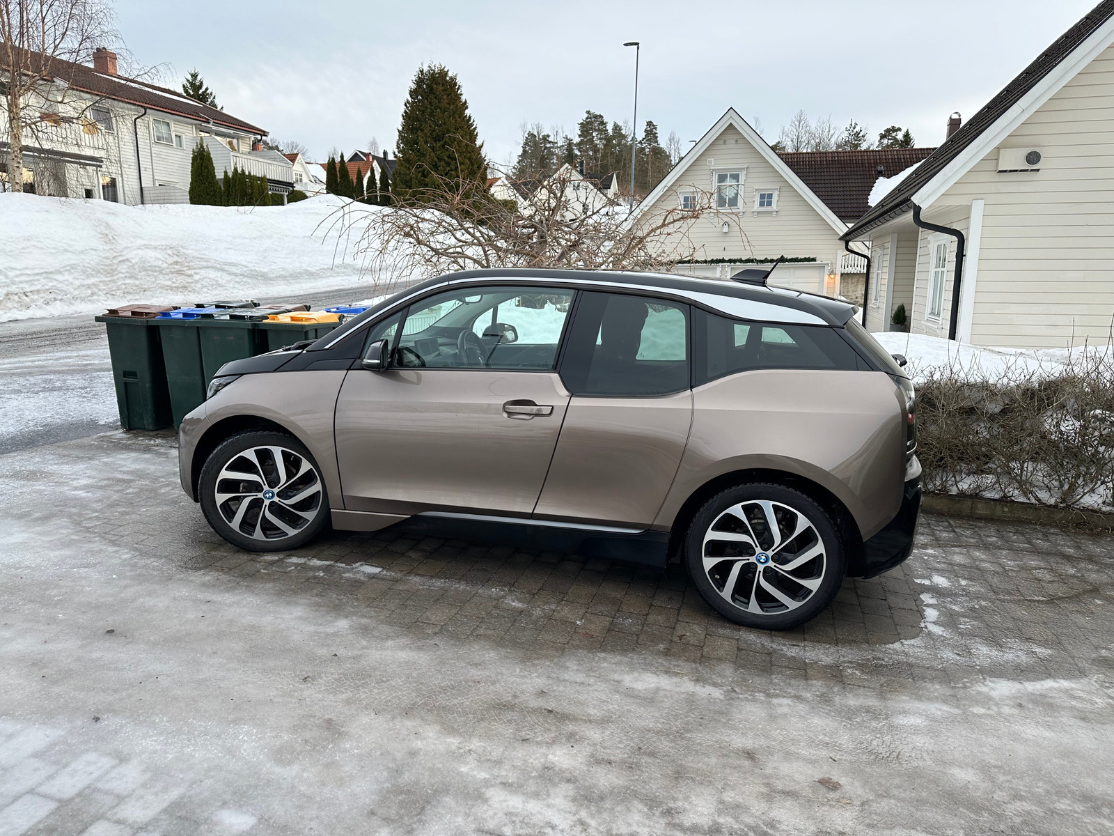 BMW i3