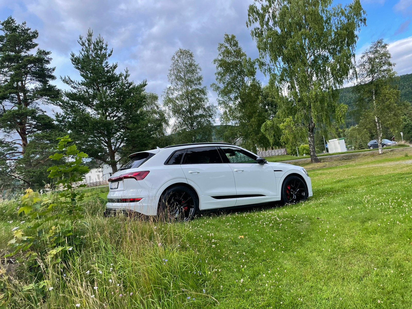 Audi e-tron