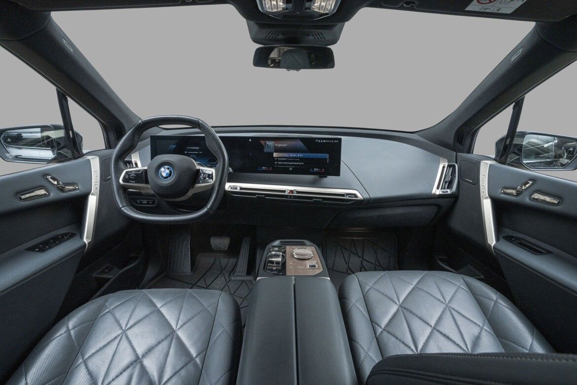 BMW iX xDrive 40
