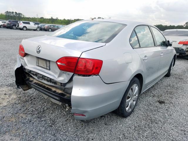 Volkswagen Jetta SE 2011