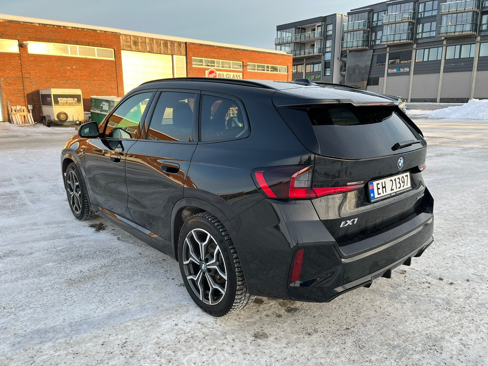 BMW iX1