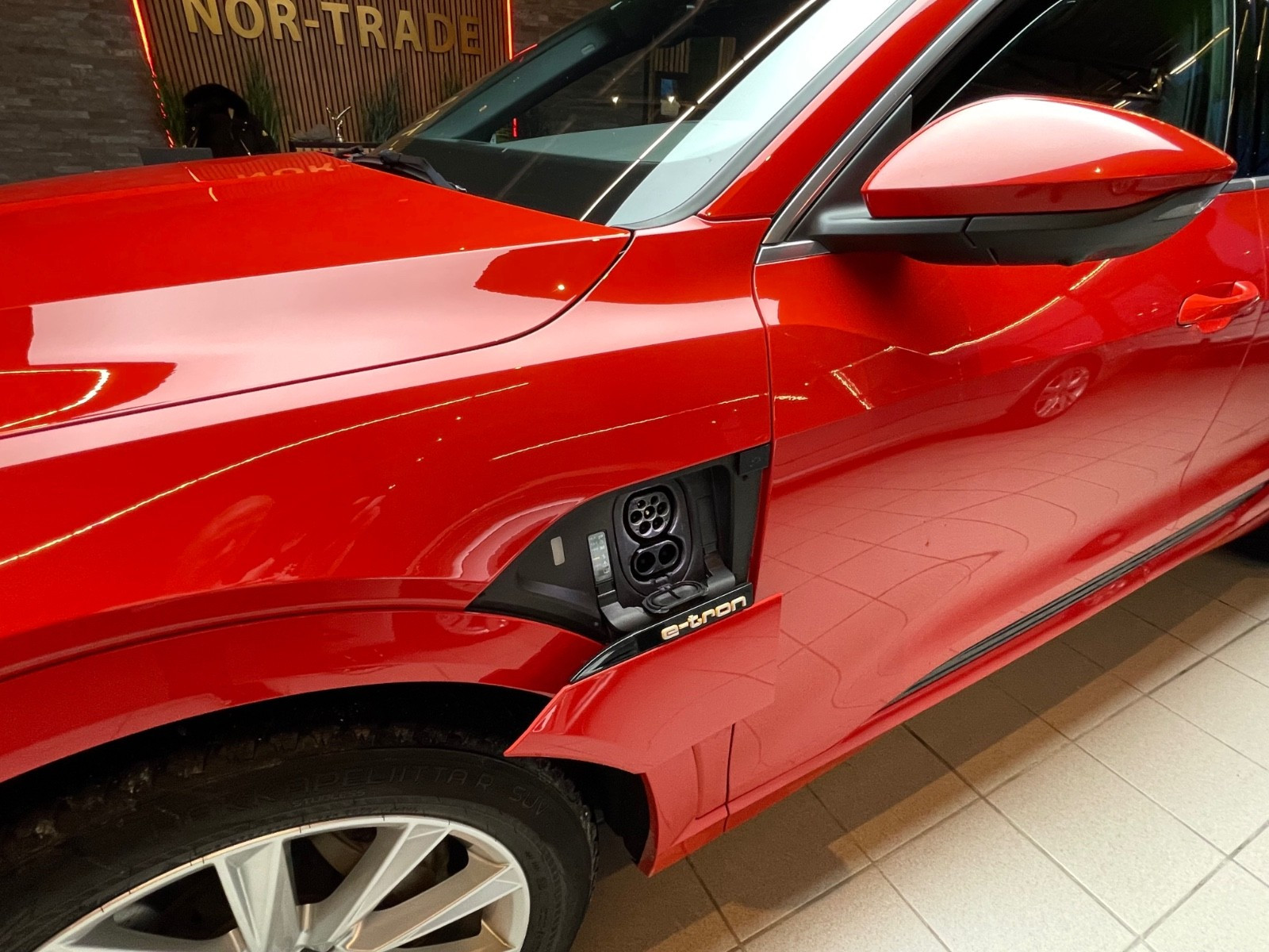 Audi e-tron