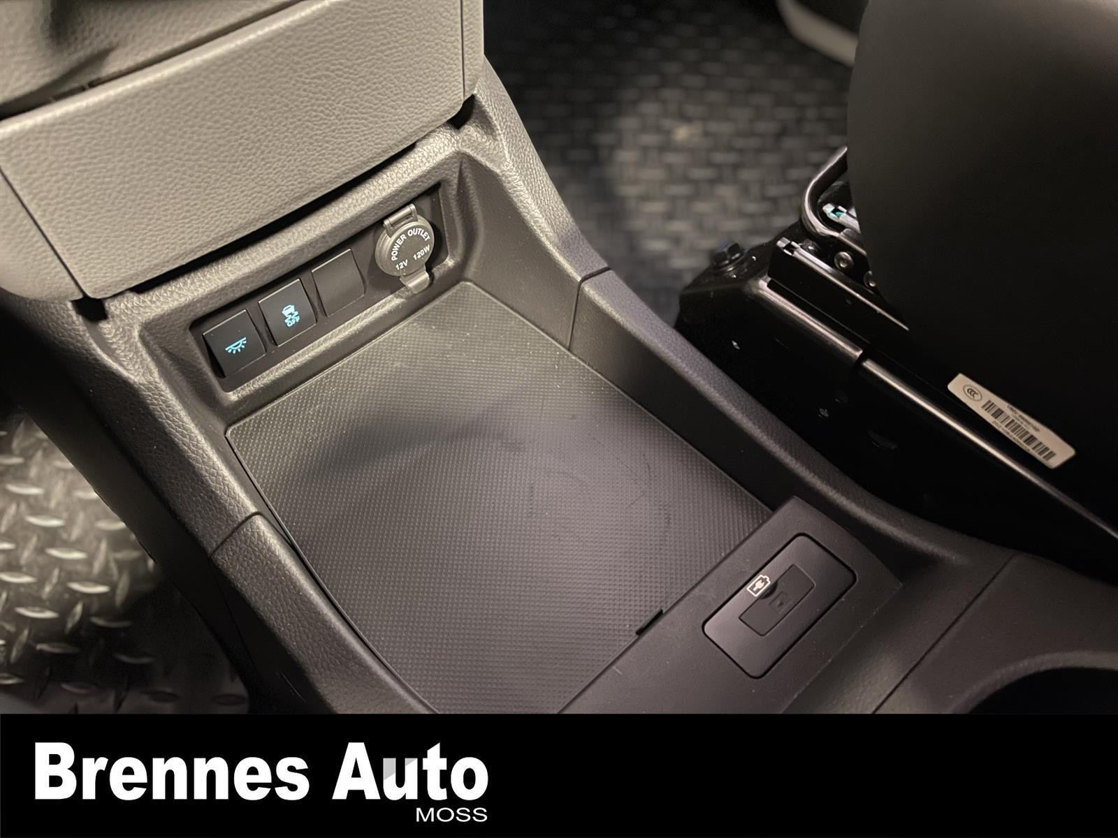 BYD T3