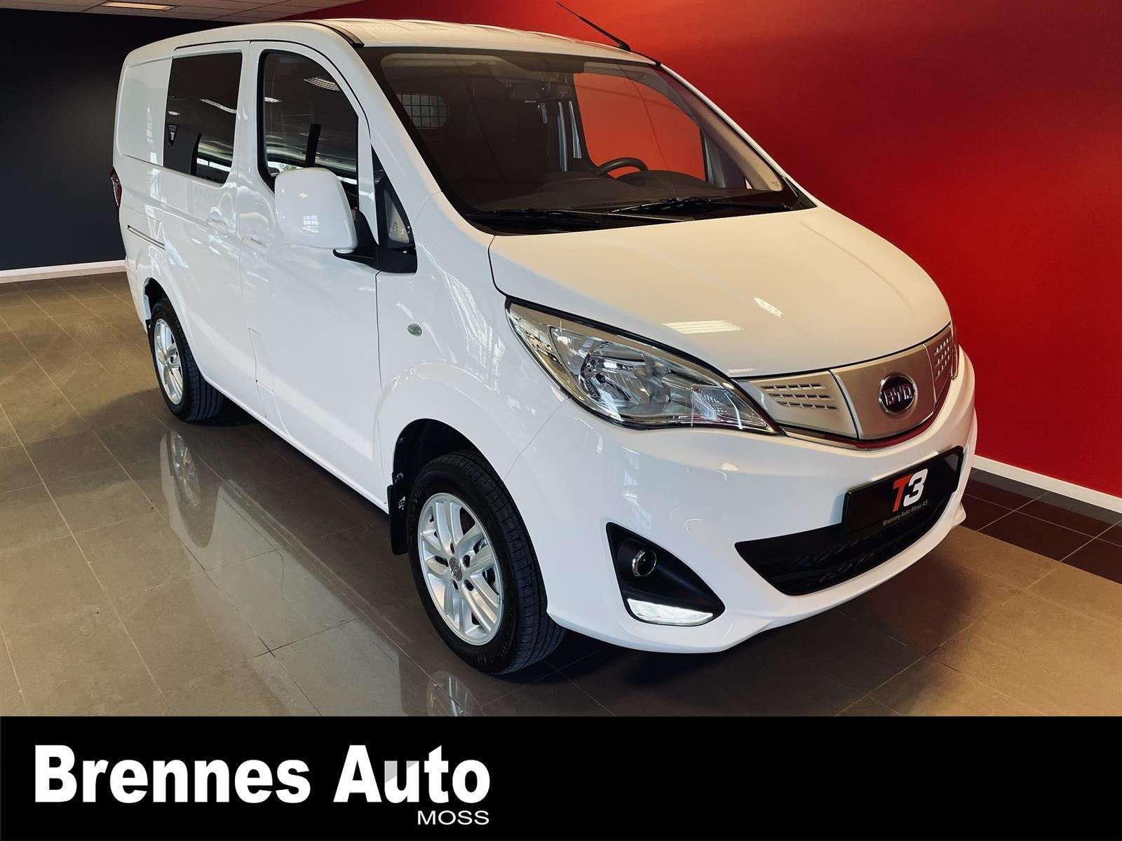 BYD T3