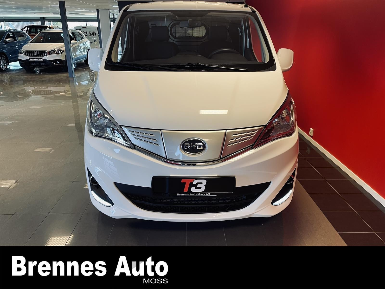 BYD T3