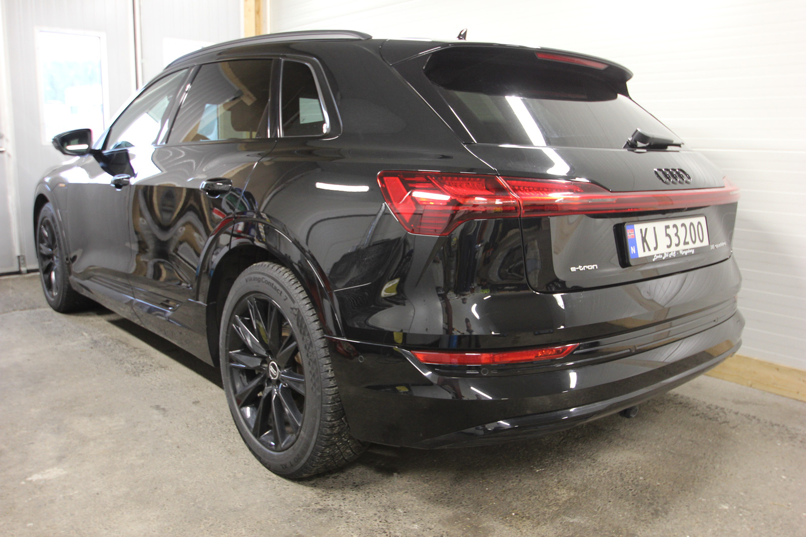 Audi e-tron