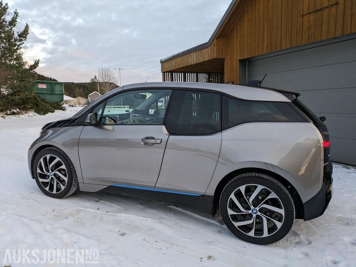 BMW i3
