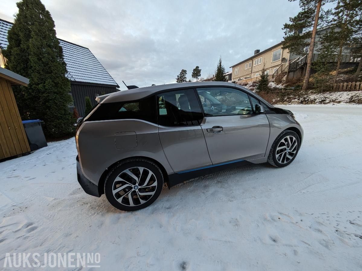 BMW i3