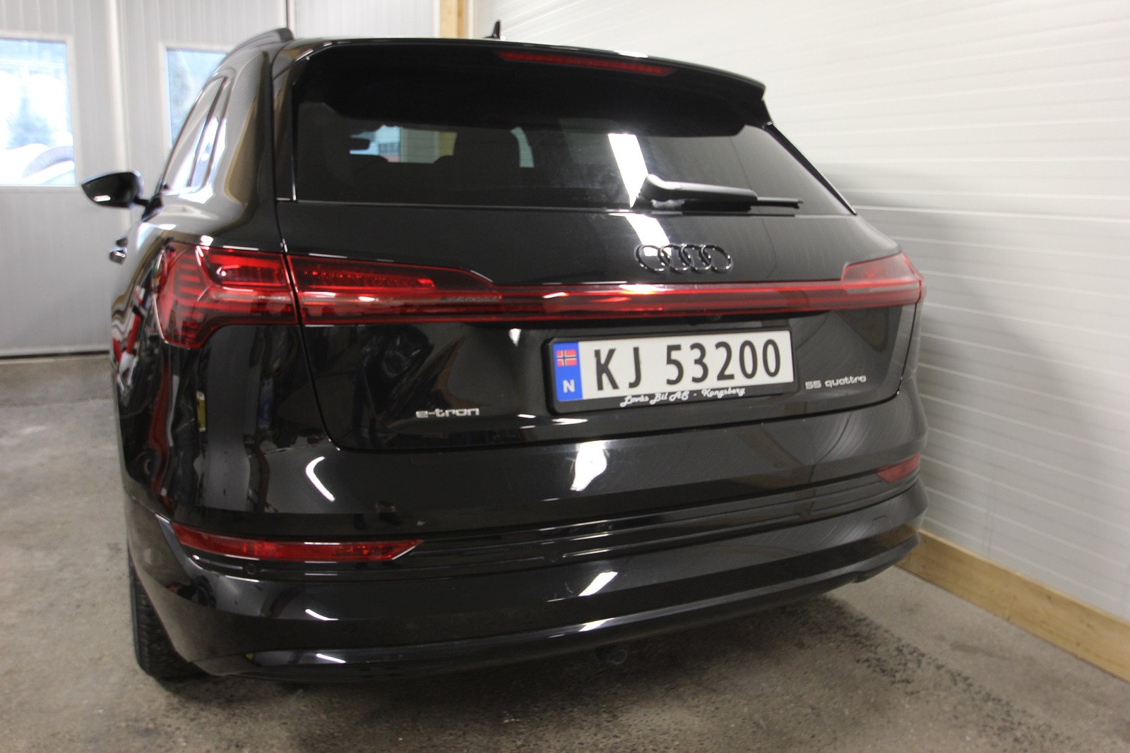 Audi e-tron