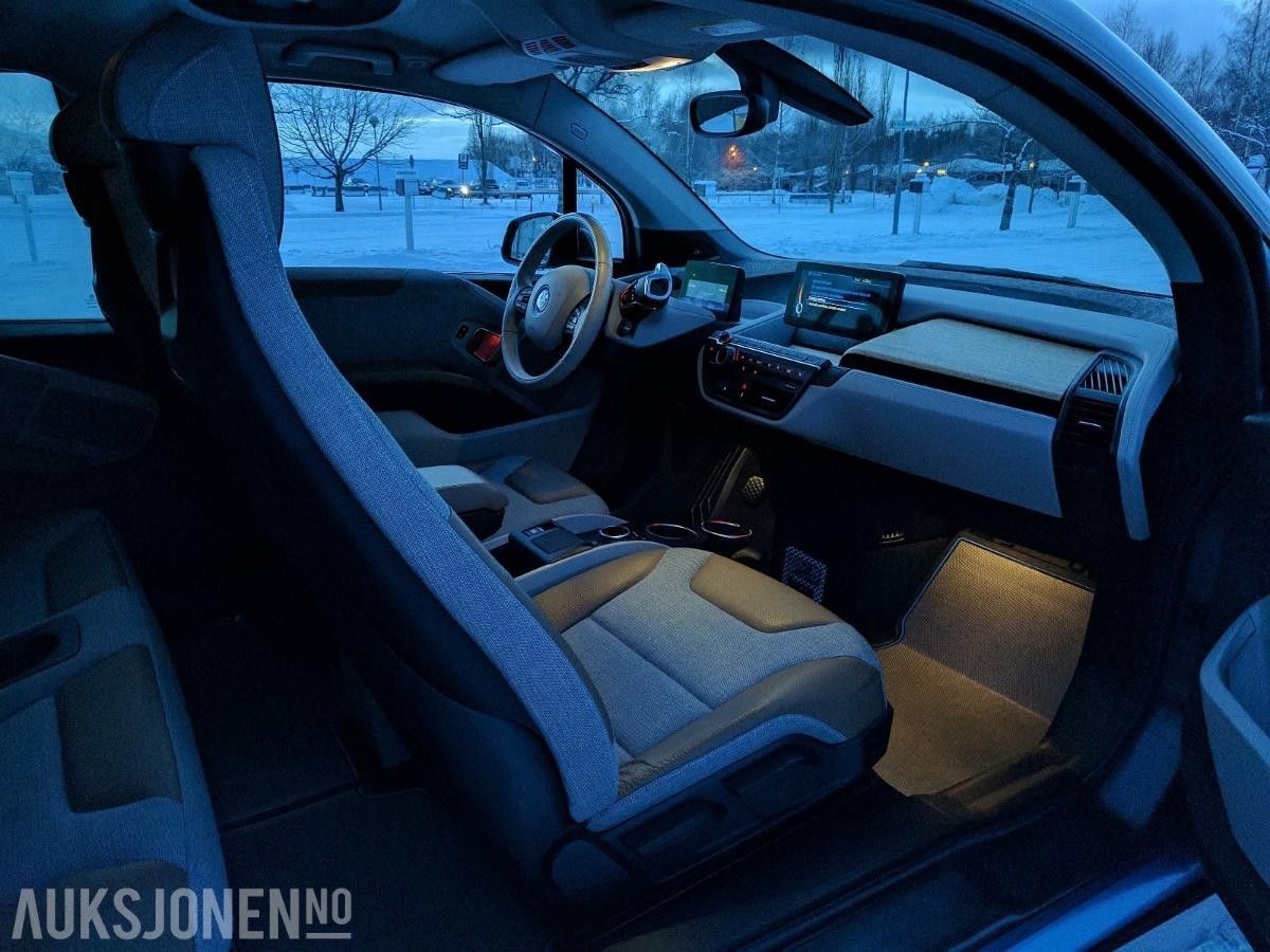 BMW i3