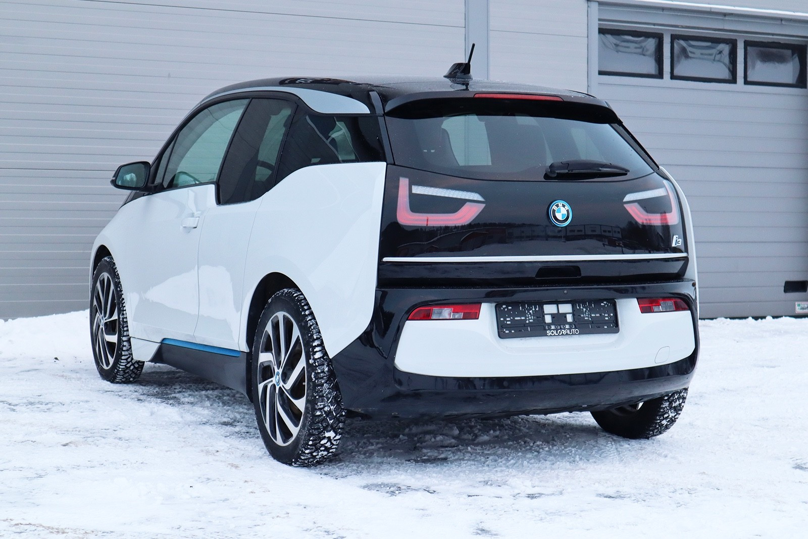BMW i3