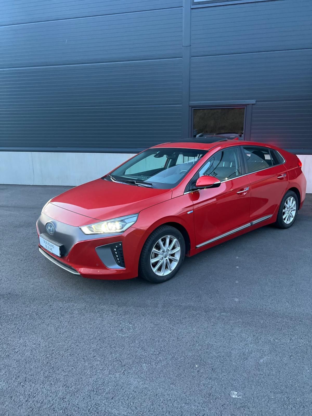 Hyundai IONIQ