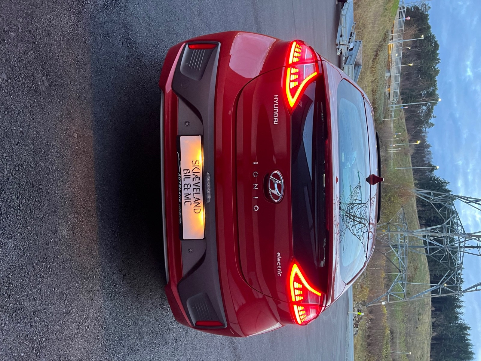 Hyundai IONIQ