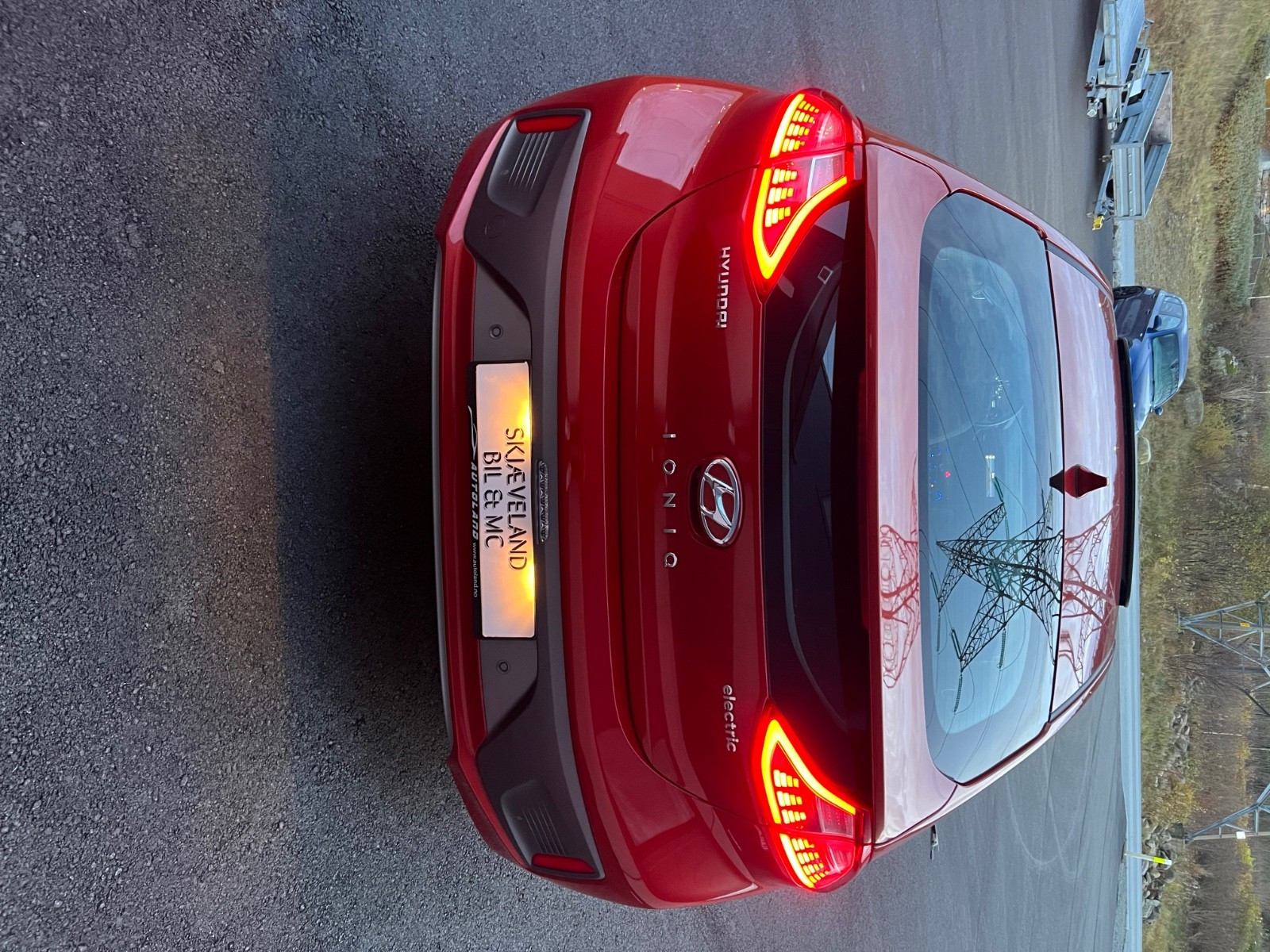 Hyundai IONIQ