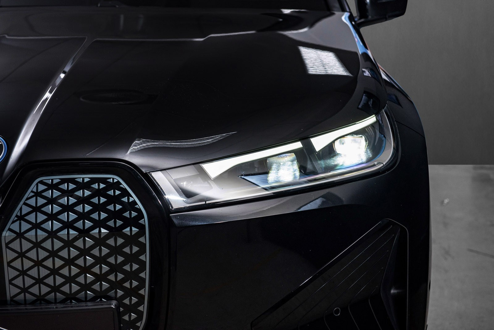 BMW iX xDrive 50
