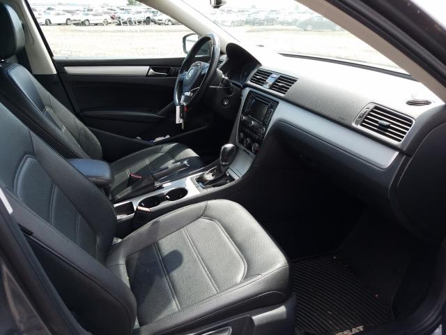 Volkswagen Passat SE 2013