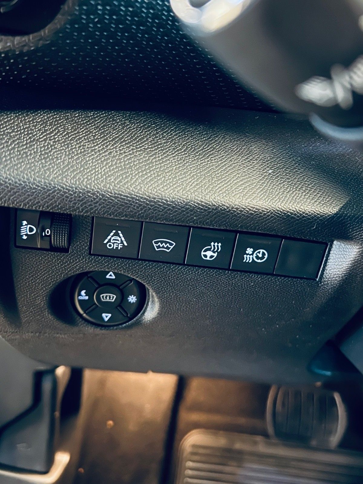 Citroen E-C4