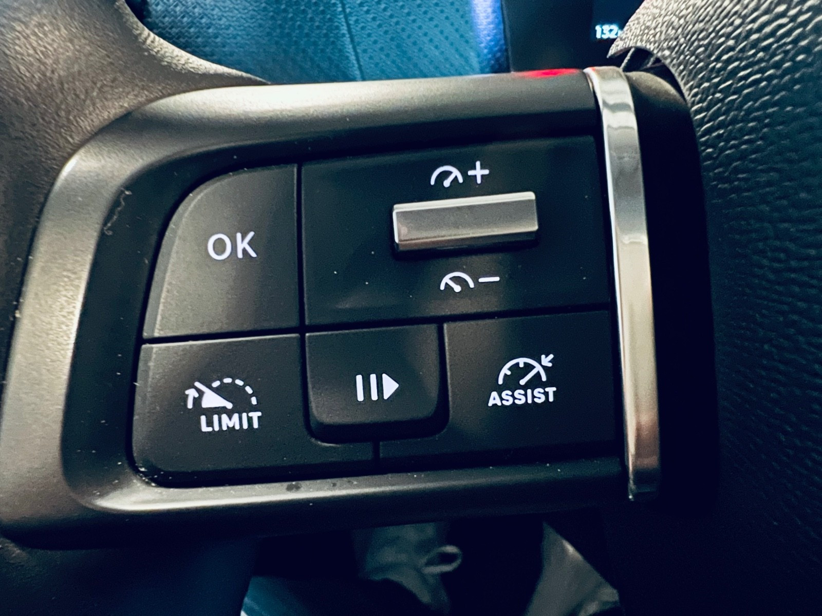 Citroen E-C4
