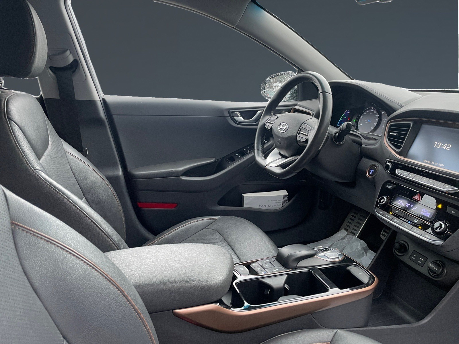 Hyundai IONIQ