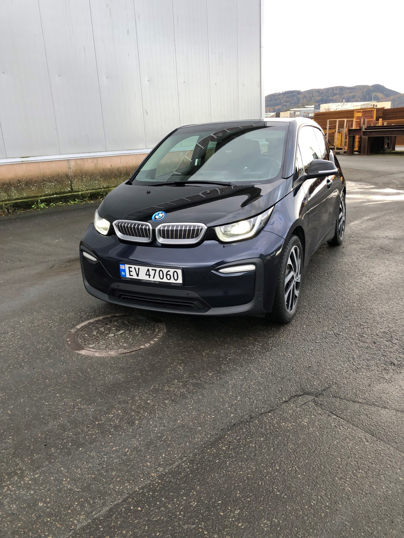 BMW i3