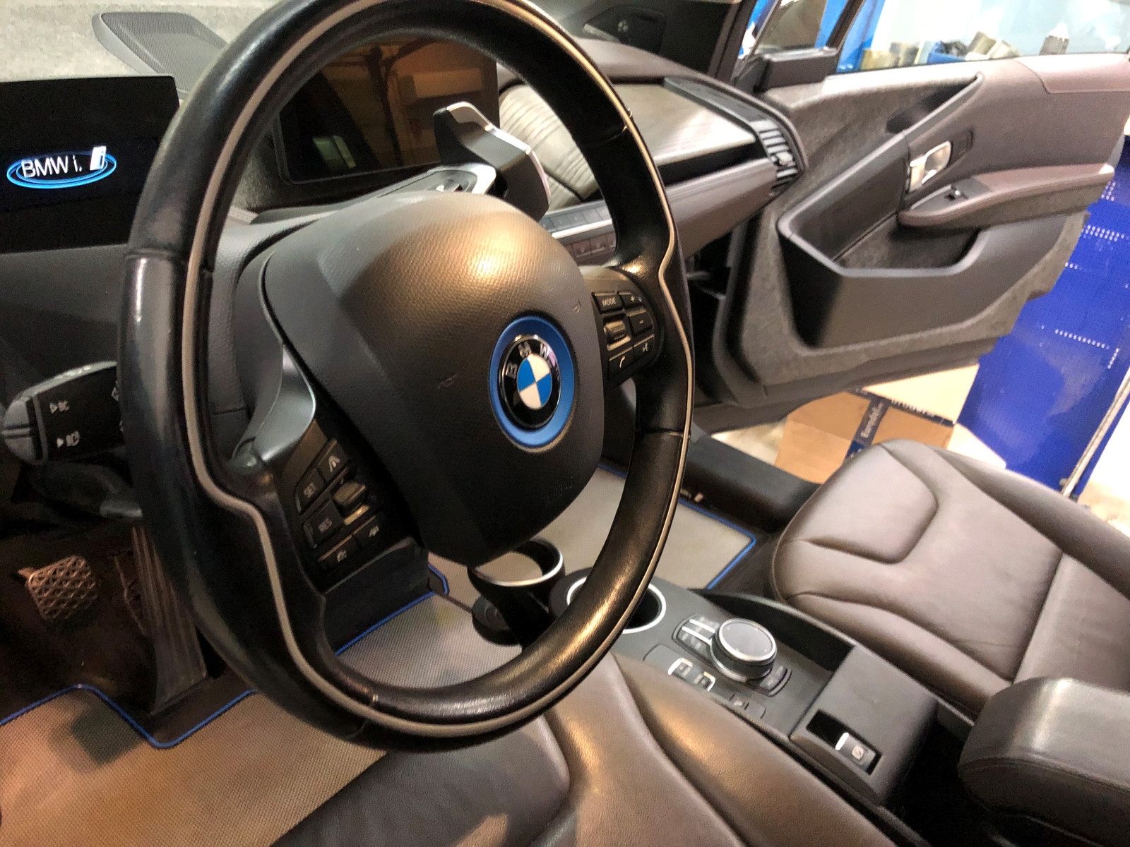 BMW i3