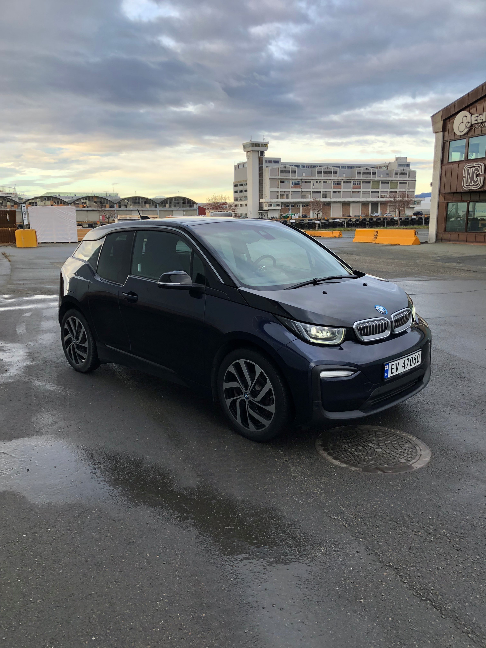 BMW i3