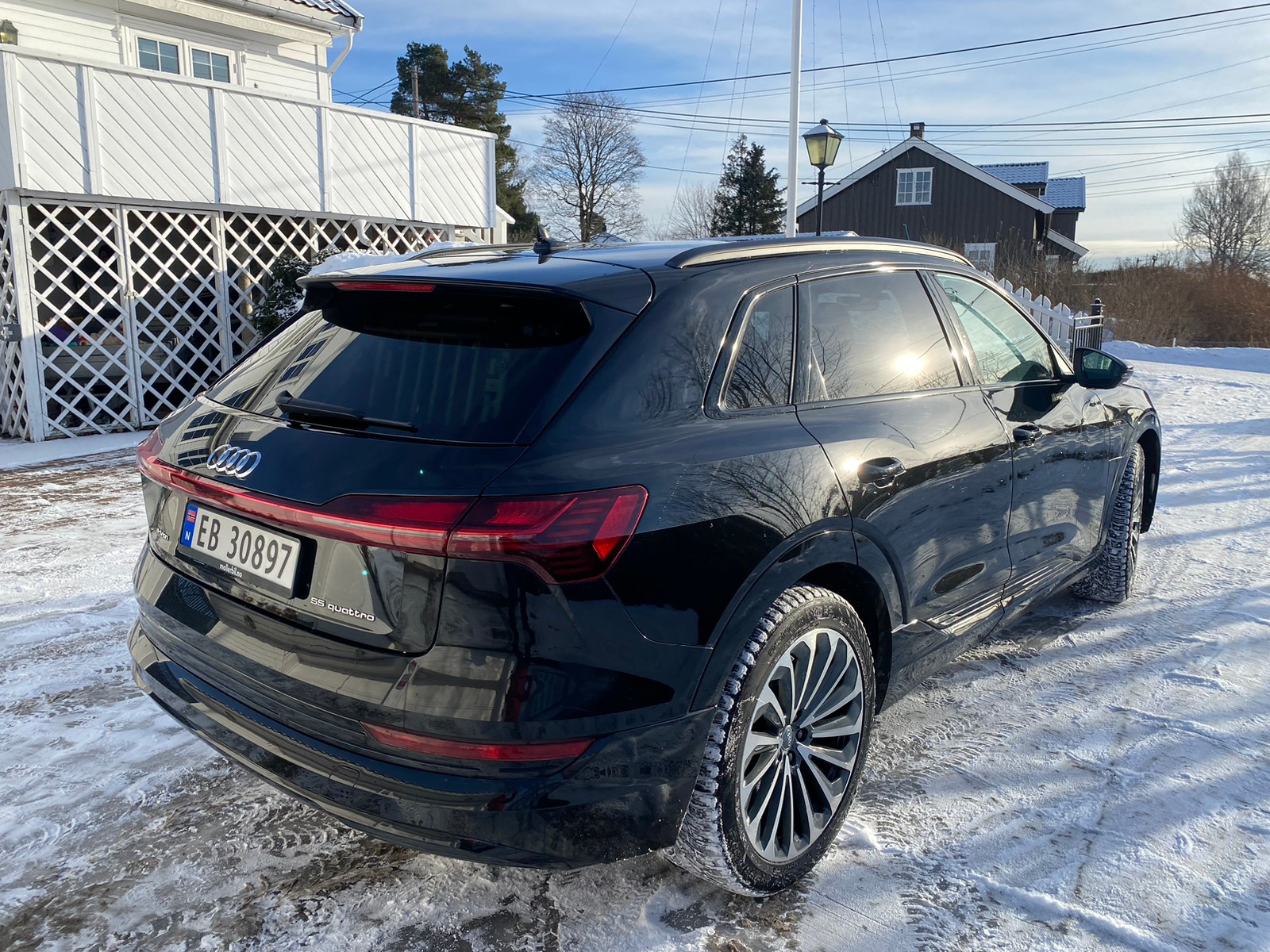 Audi e-tron