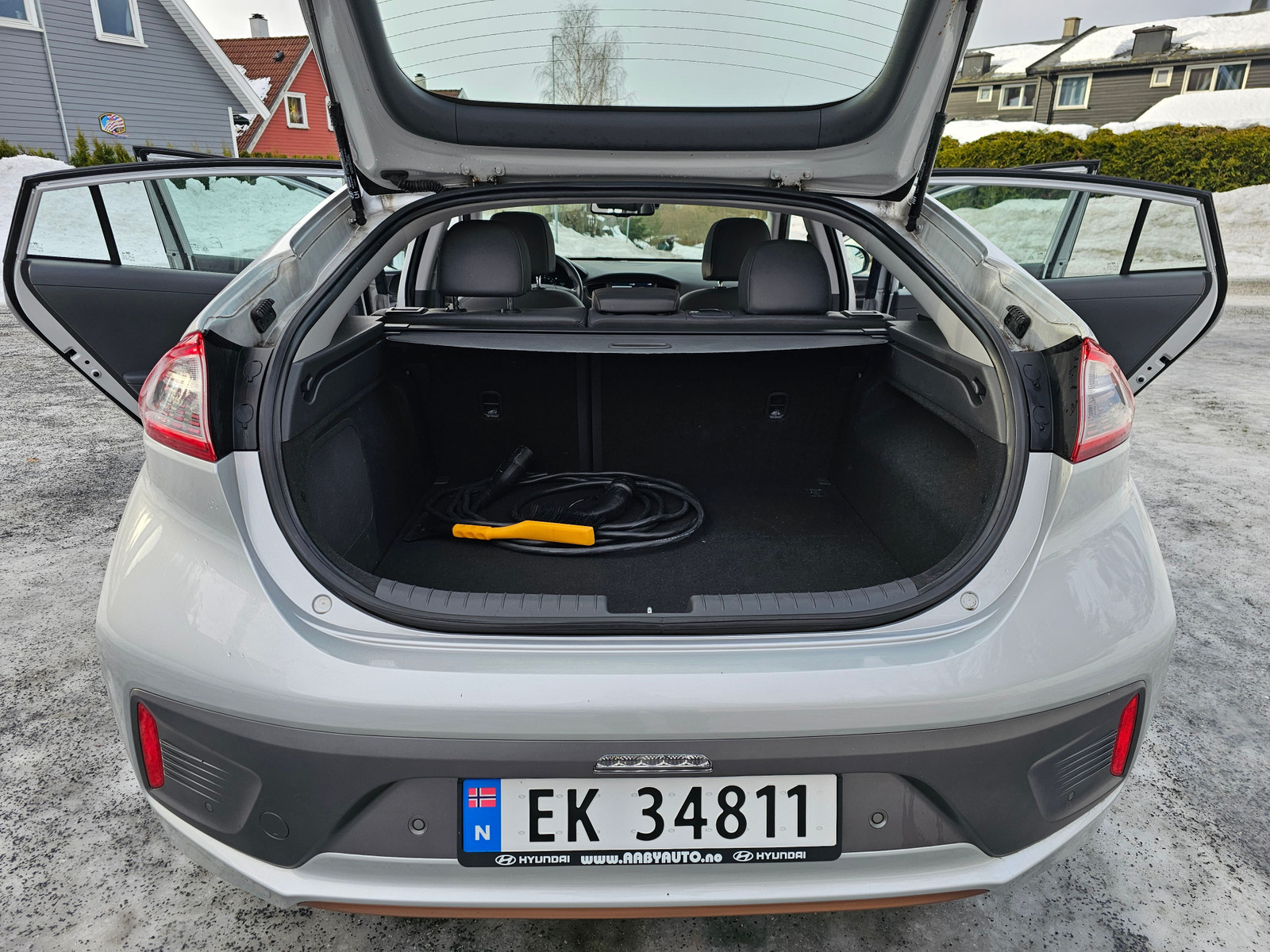 Hyundai IONIQ