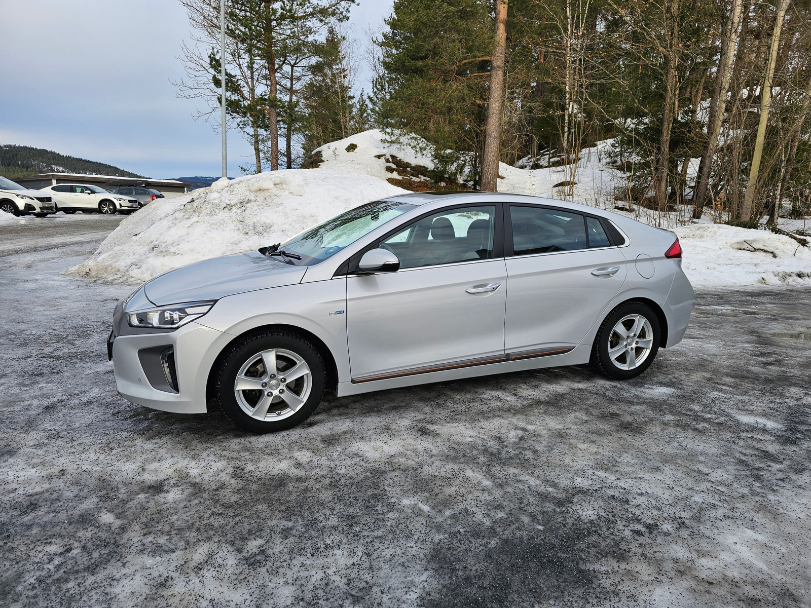 Hyundai IONIQ