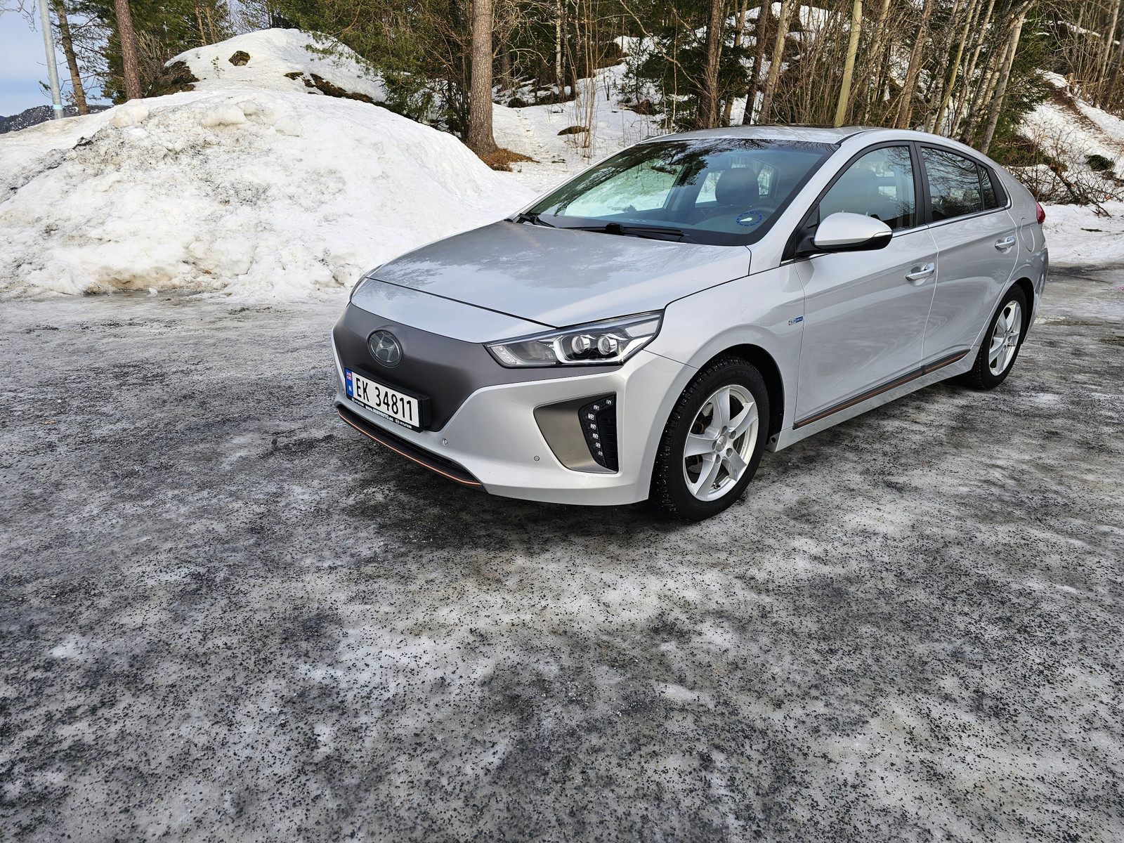 Hyundai IONIQ