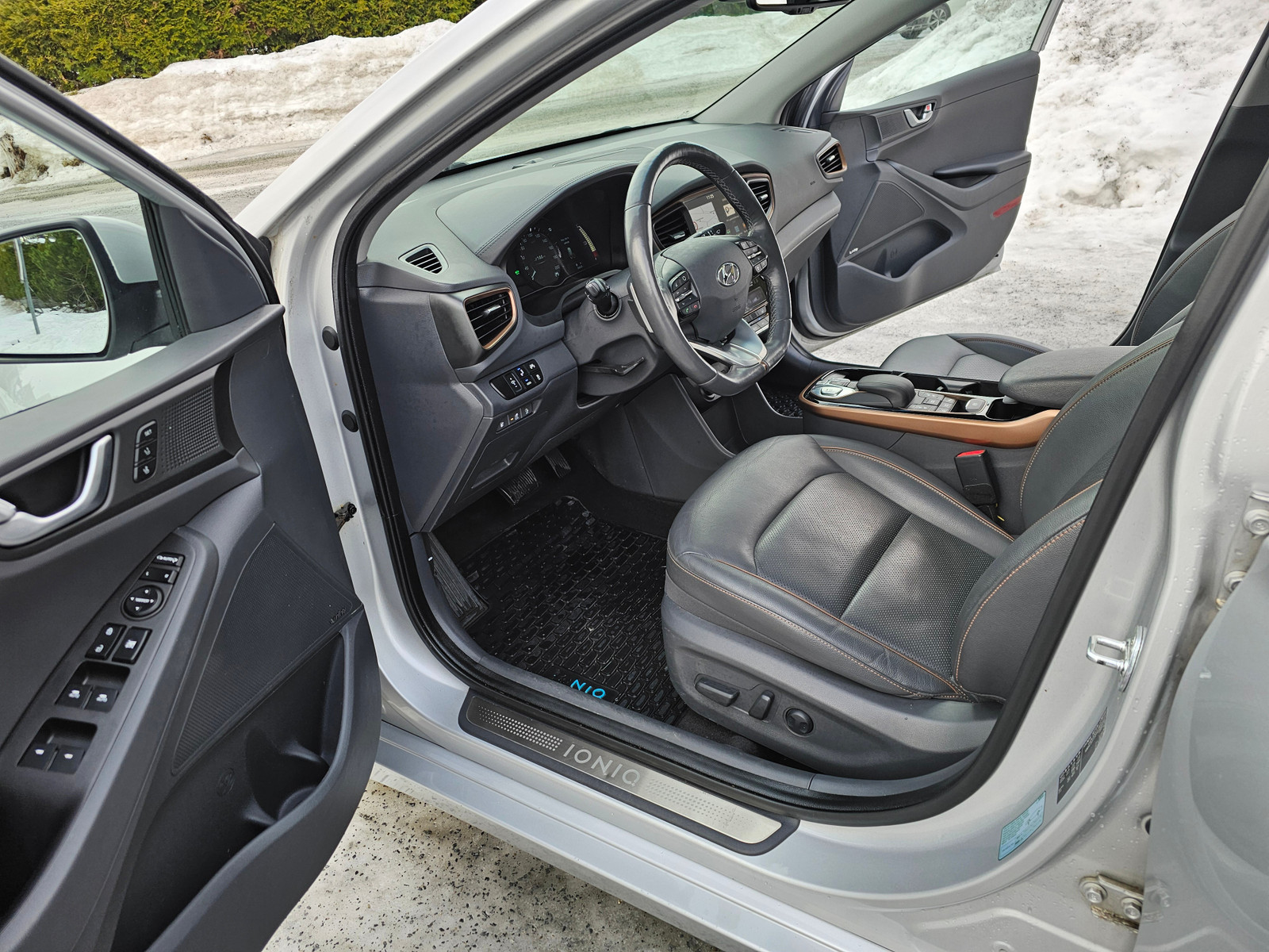 Hyundai IONIQ