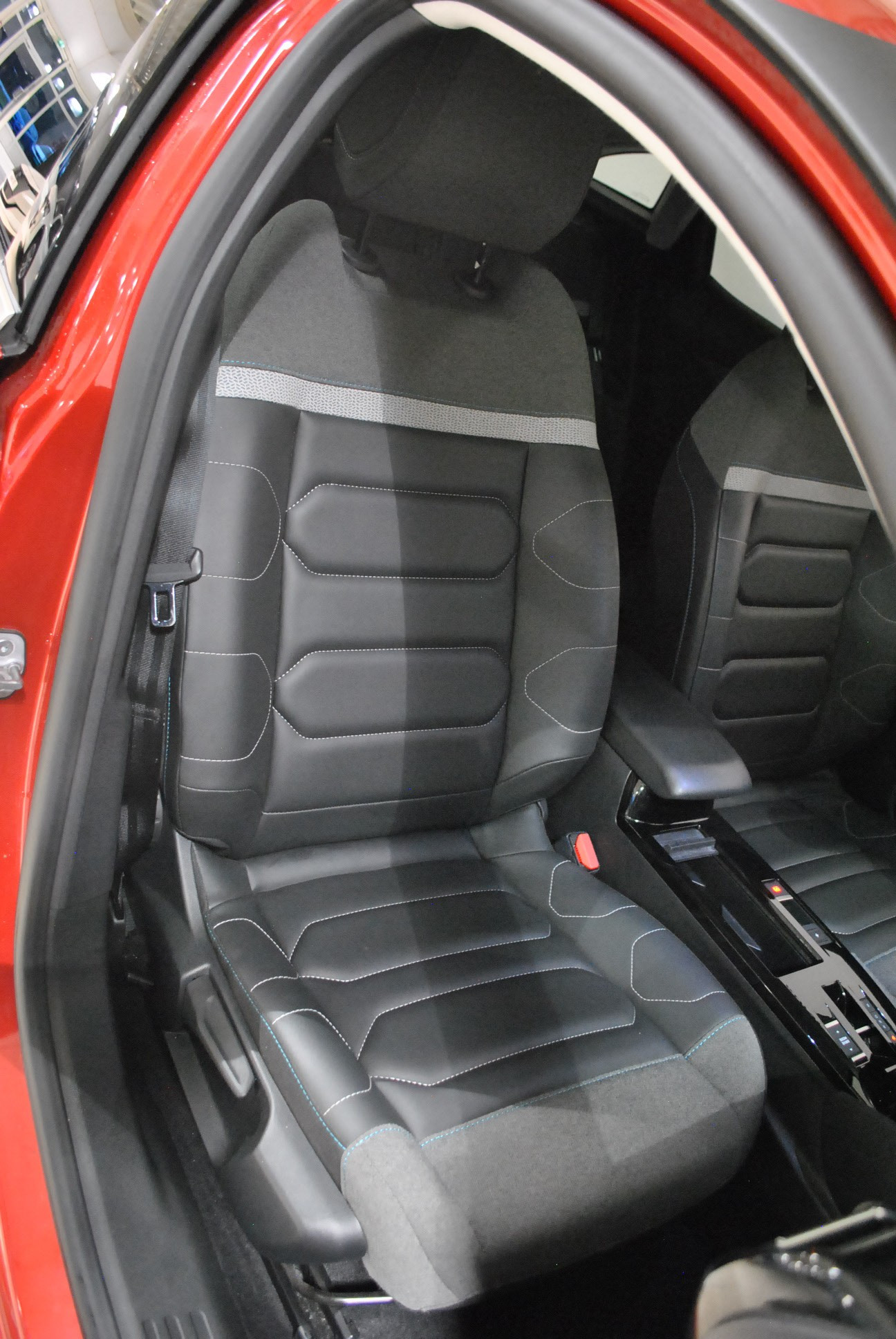 Citroen E-C4
