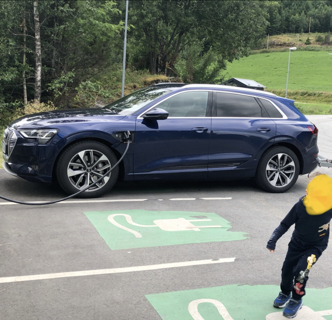 Audi e-tron