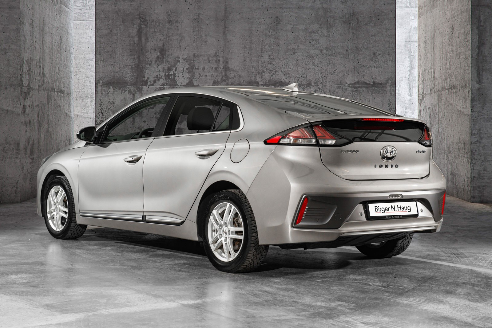 Hyundai IONIQ