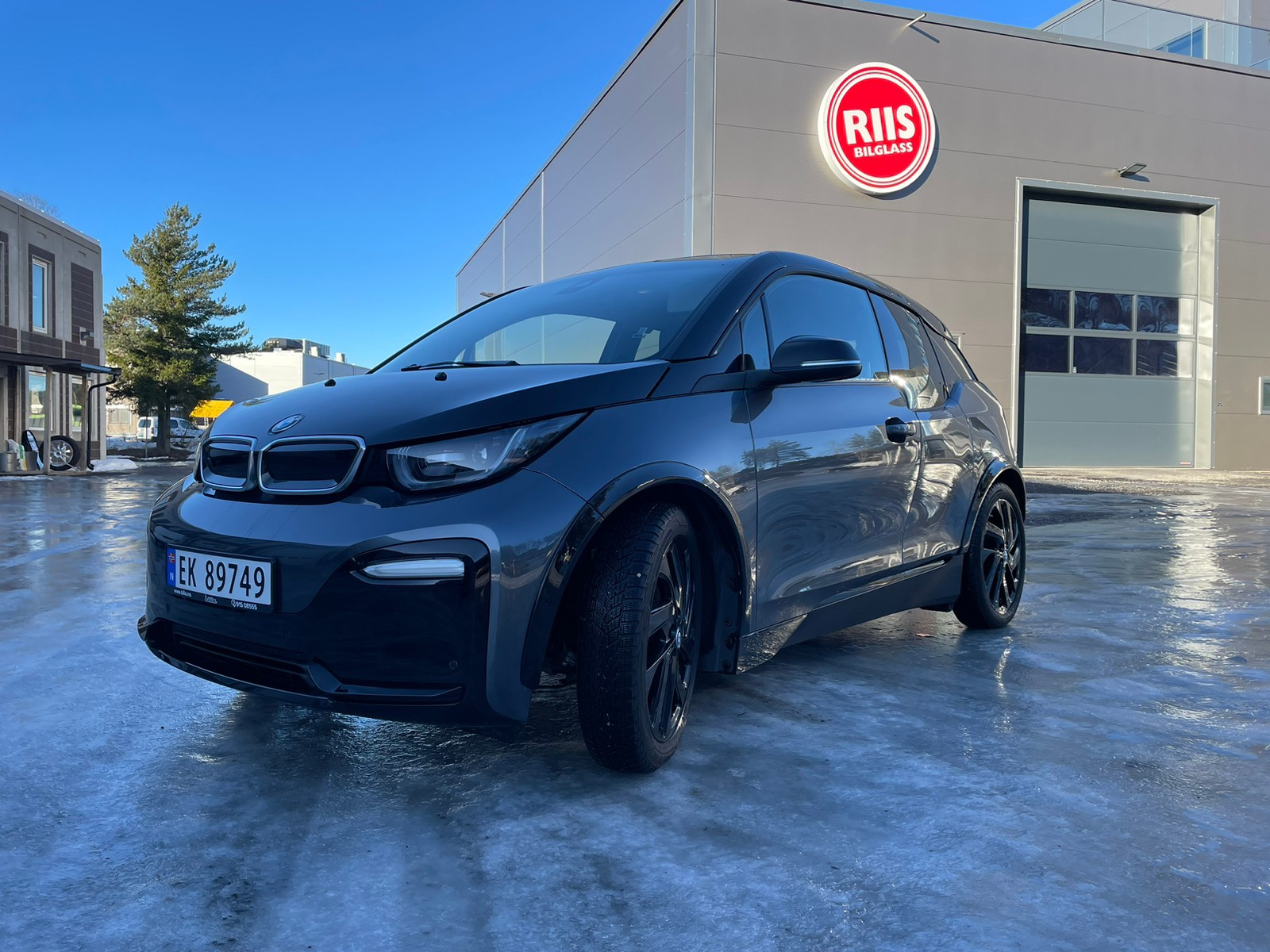 BMW i3