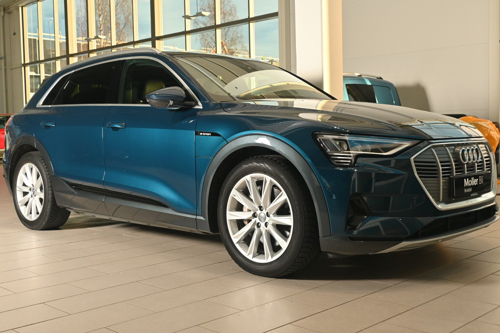 Audi e-tron