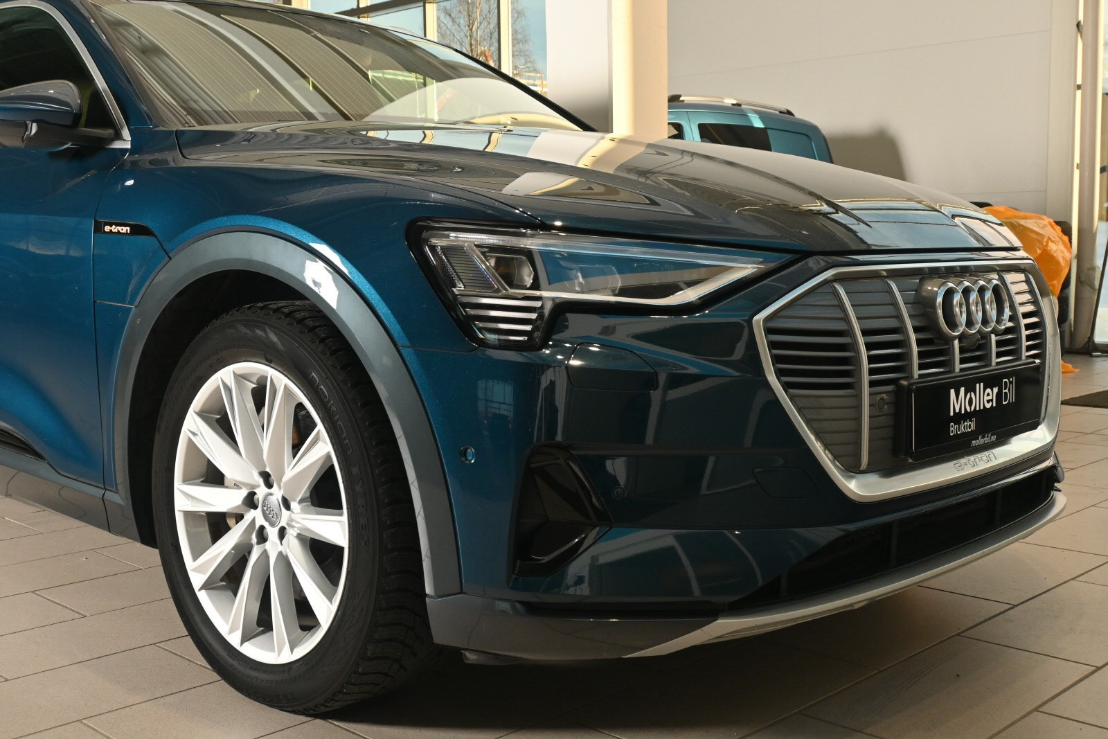 Audi e-tron