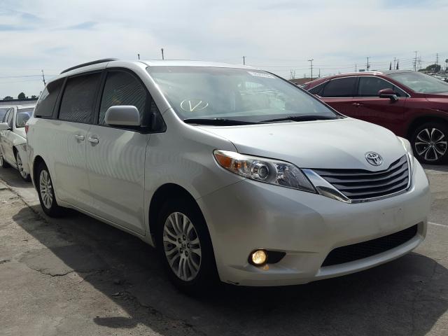 Toyota Sienna XLE 2015