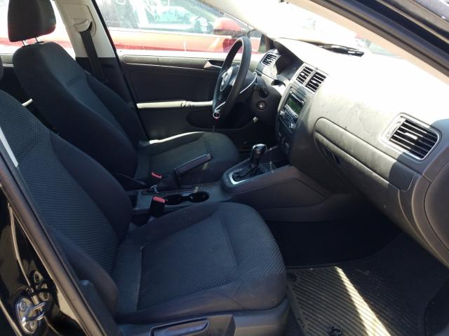 Volkswagen Jetta Base 2012