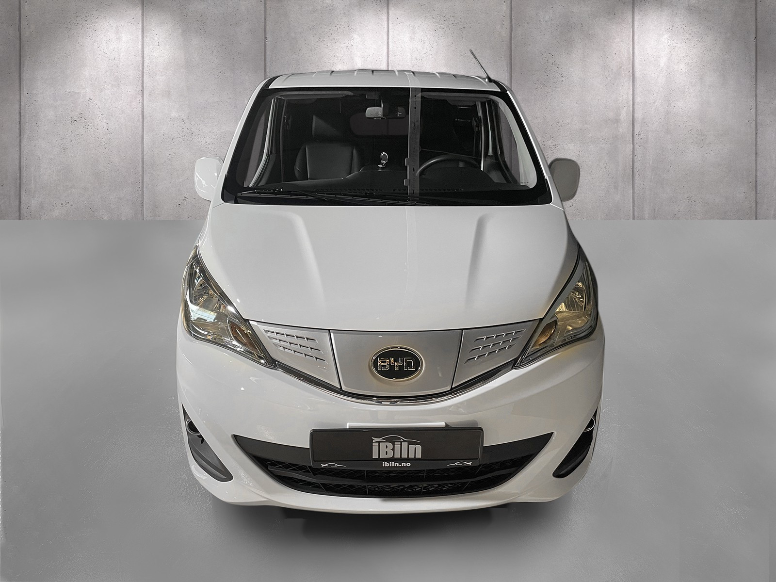 BYD T3