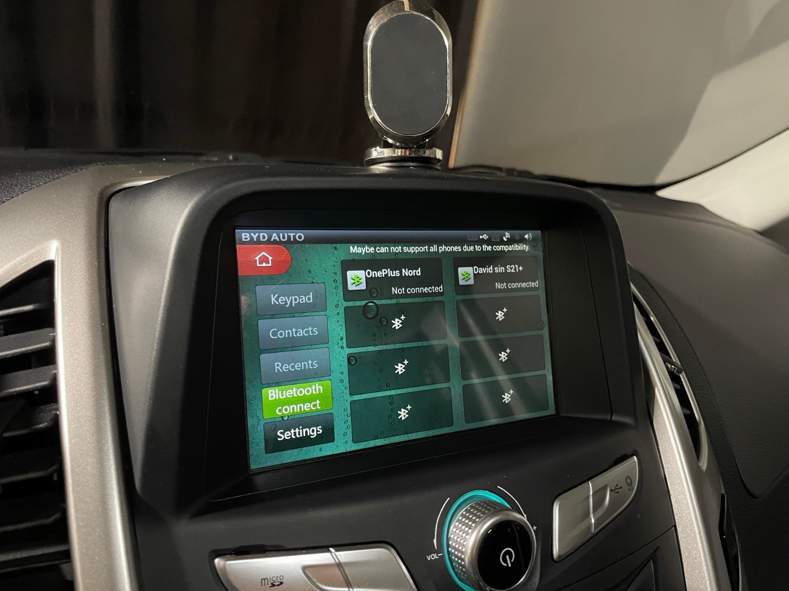 BYD T3