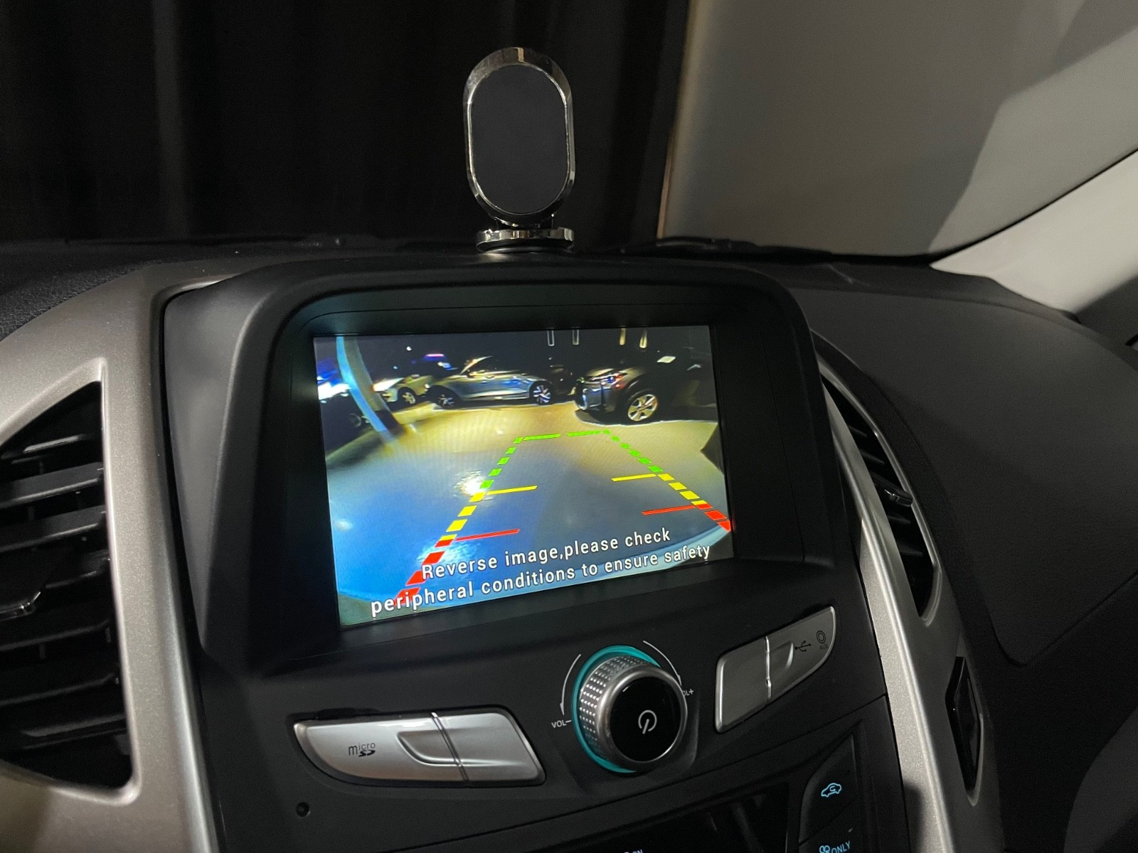 BYD T3