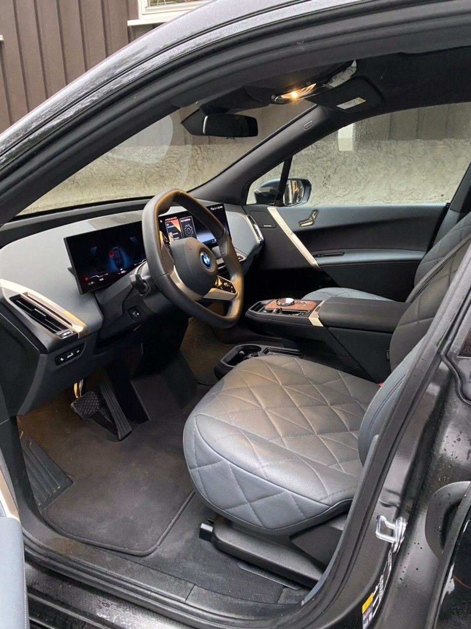 BMW iX xDrive 40