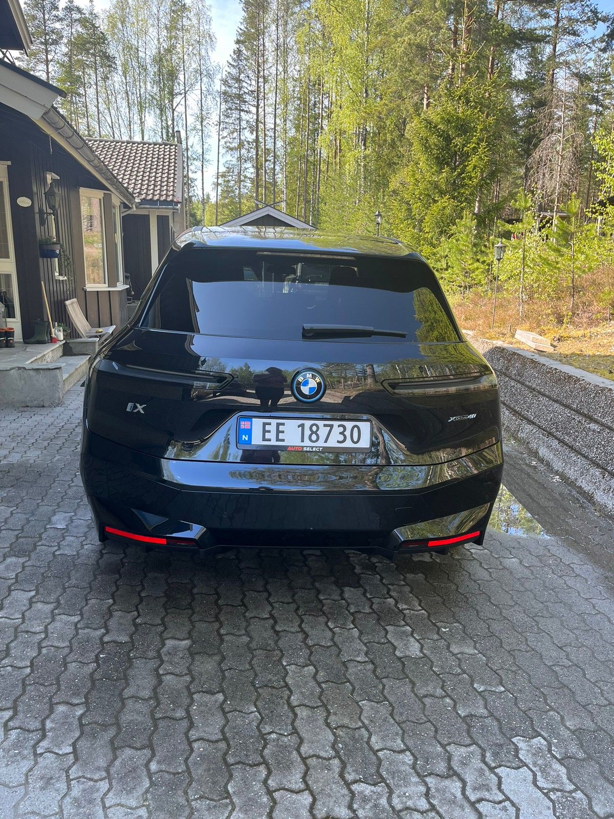 BMW iX xDrive 40