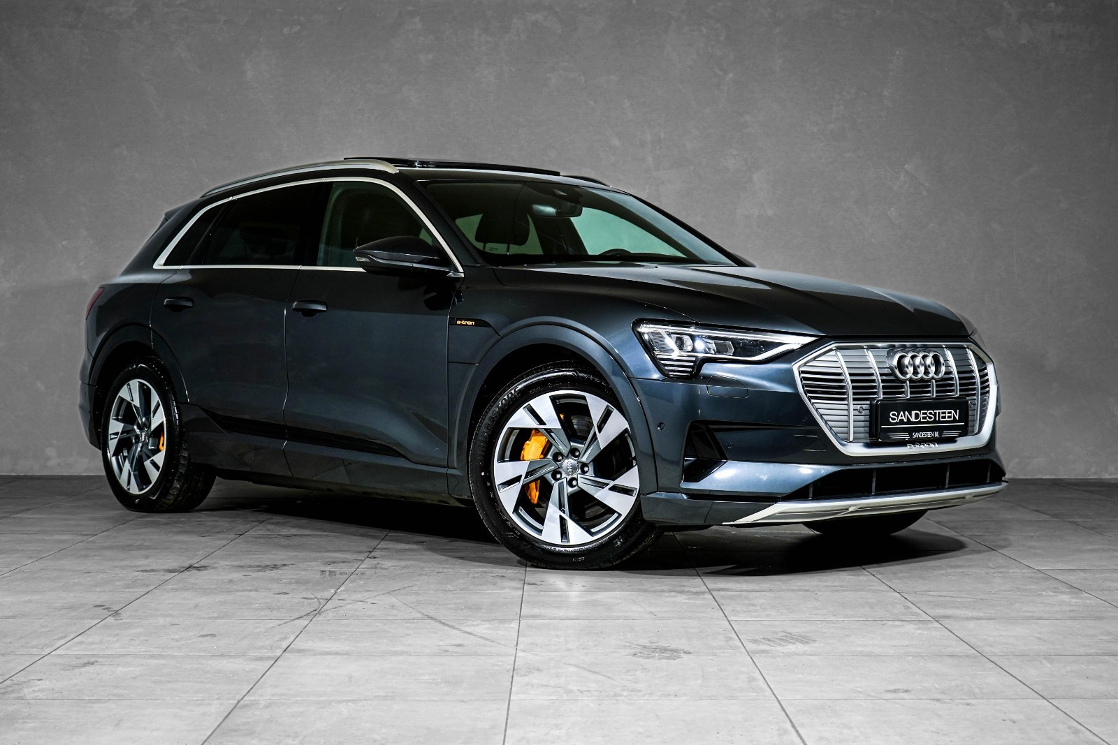 Audi e-tron