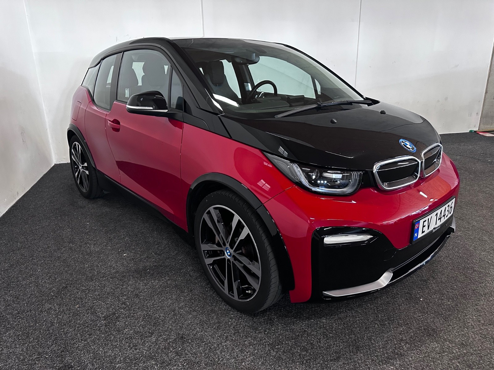 BMW i3
