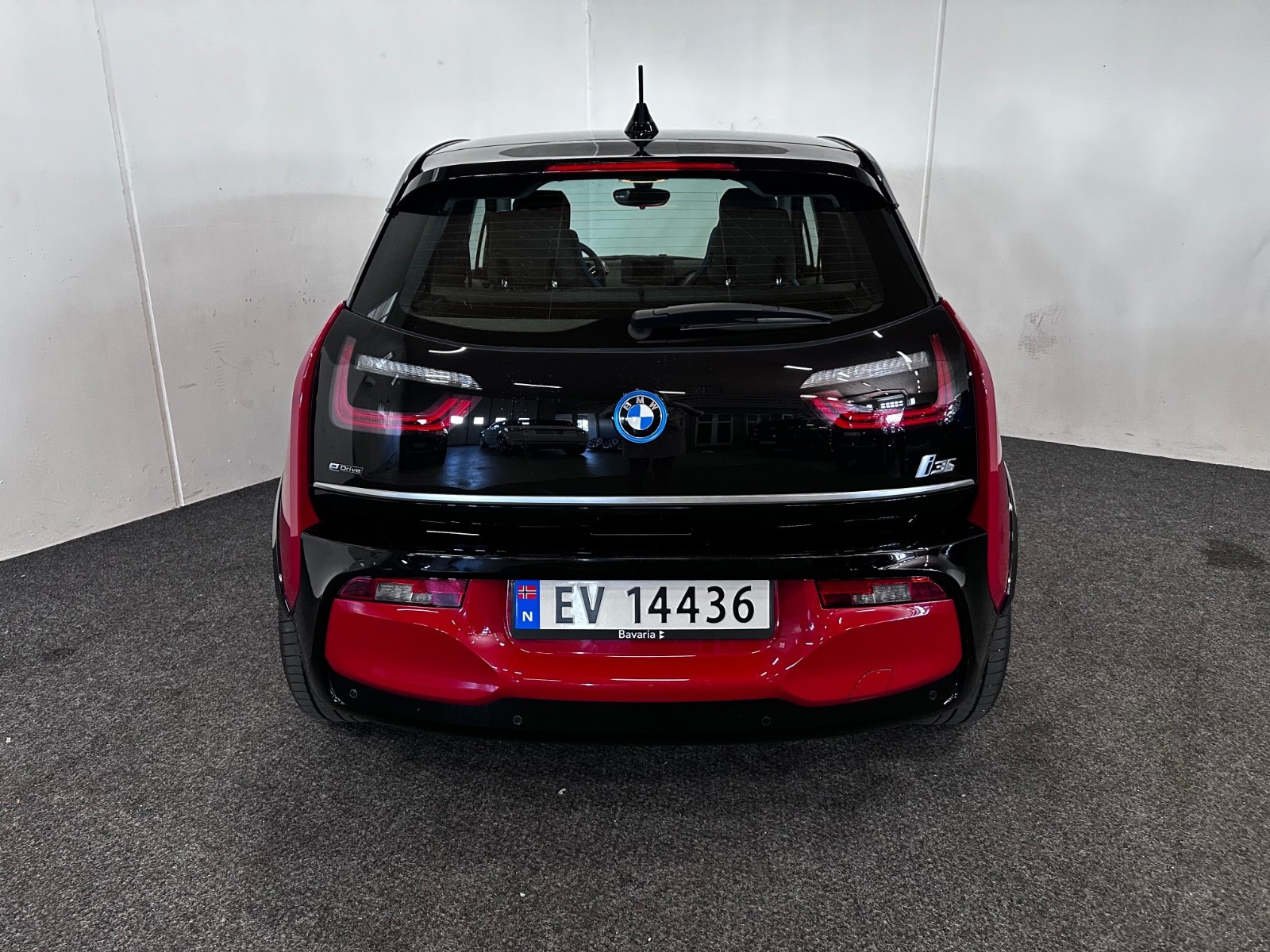 BMW i3