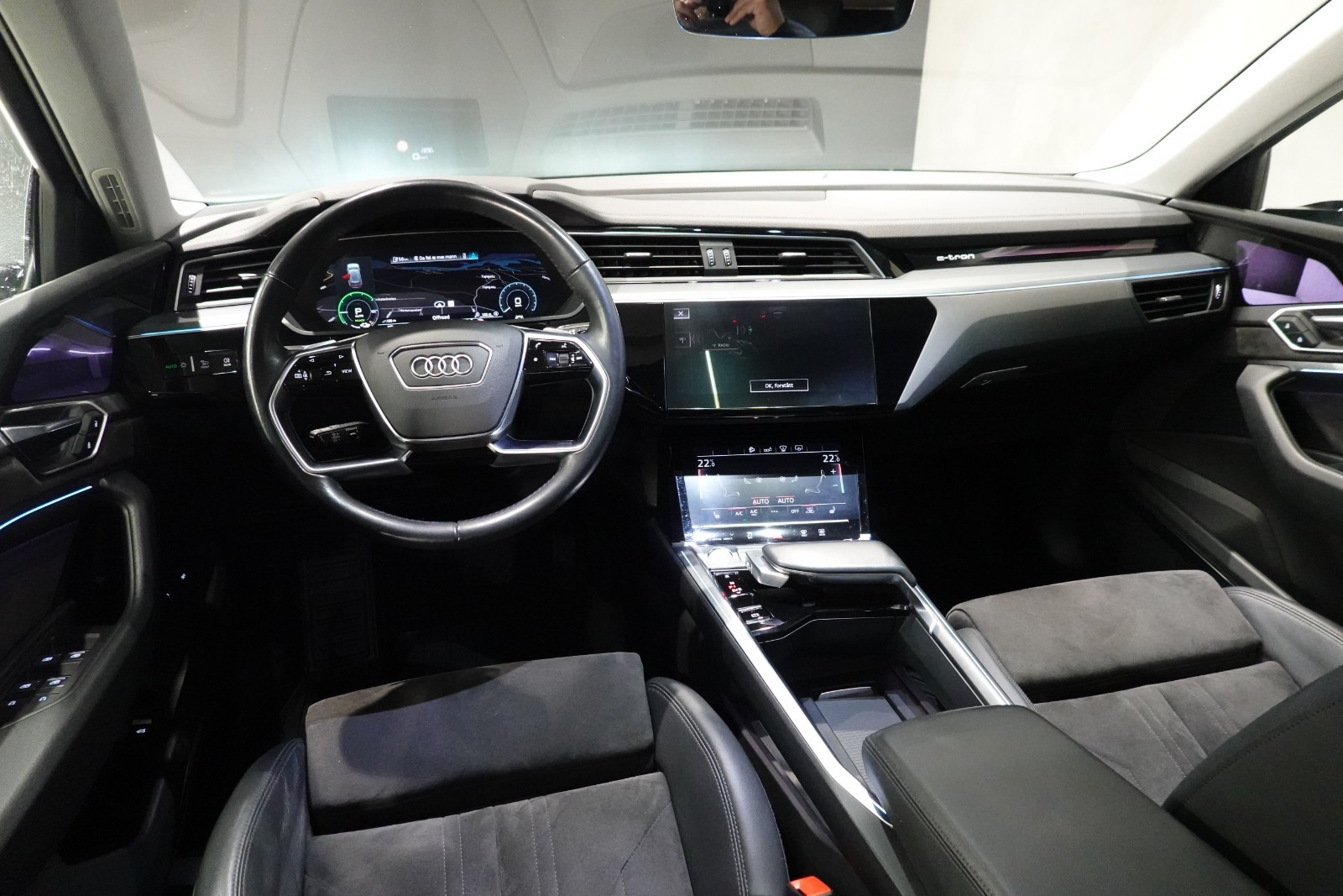 Audi e-tron