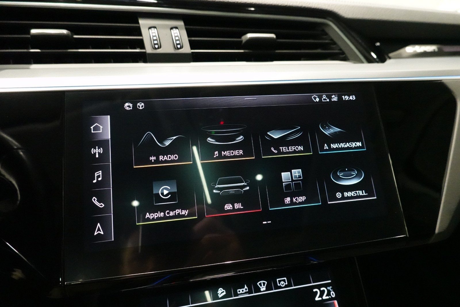 Audi e-tron